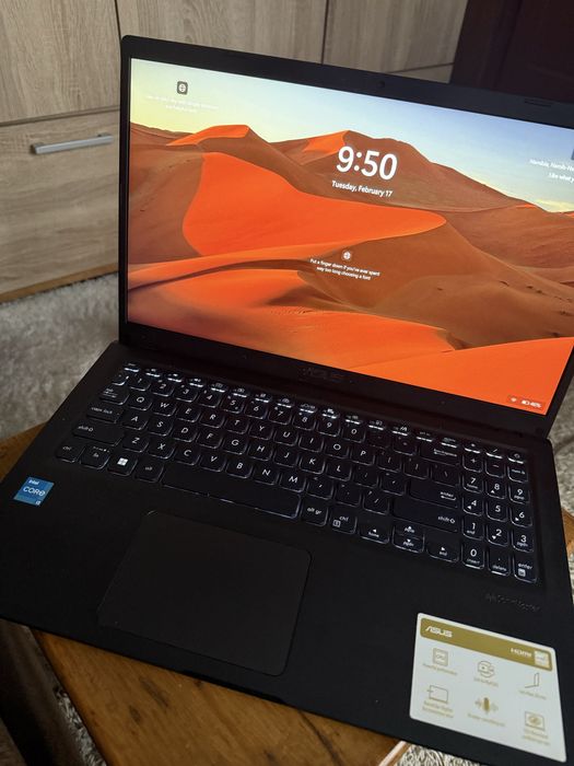 Vand laptop asus vivobook