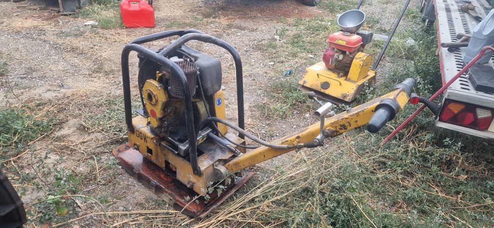 Închiriez placa vibrocompactoare de închiriat