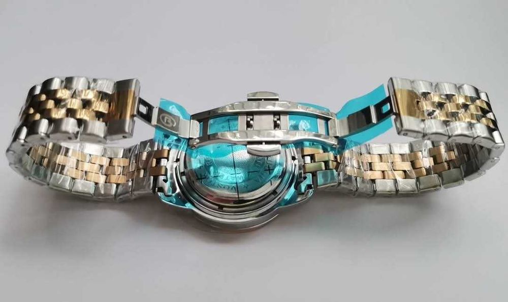 Восток автоматичен часовник,водоустойчив, 31 рубинени камъка, гаранция