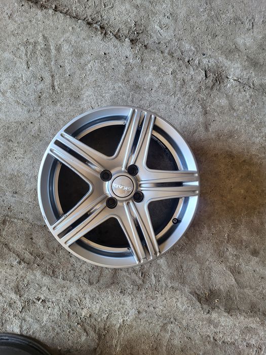 Диски легкосплавные r15 комплект (в ассортименте)