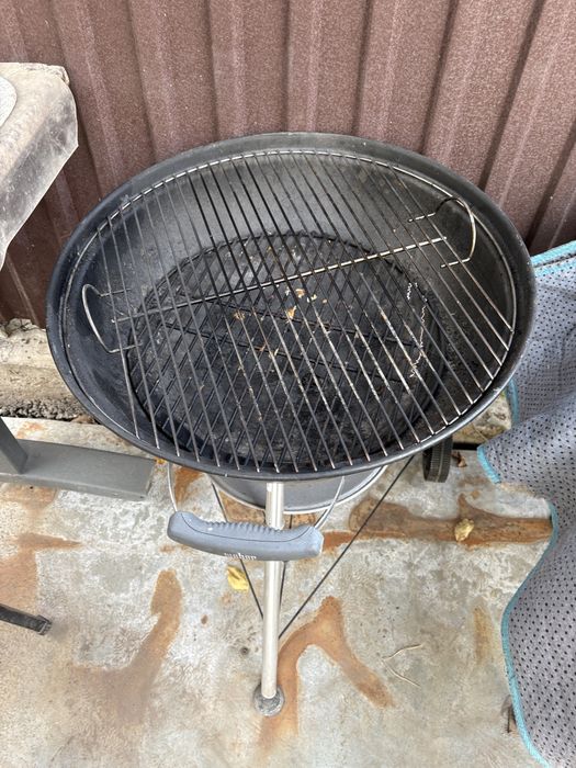 Угольный гриль Compact Kettle