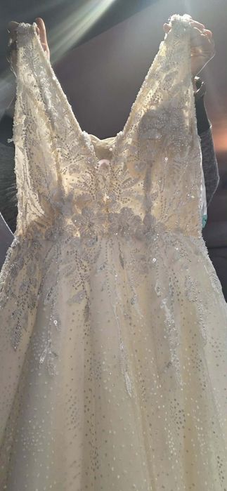 Vând rochie de mireasă