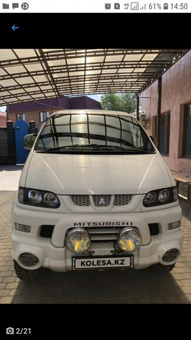 Продам автомобиль Митсубиси Делика