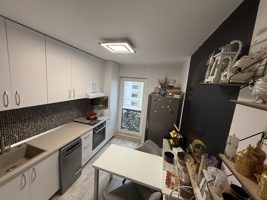Apartament de vanzare , mobilat si utilat