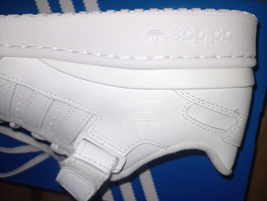 Vând adidași originali Adidas