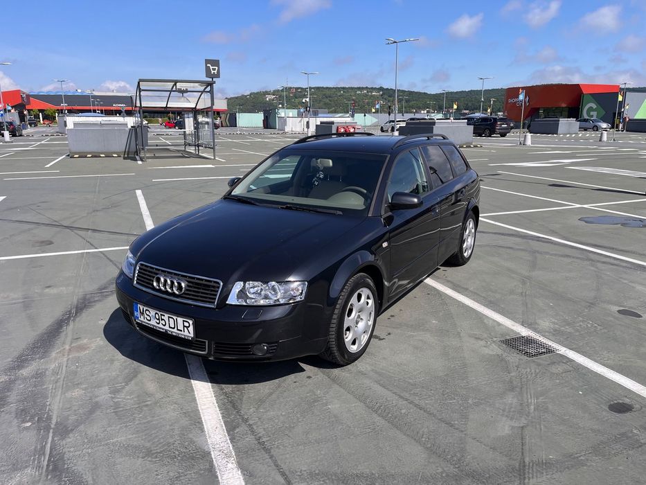 Audi A4 Vând Audi A4 B6 Avant,an de fabricație 2004,cu motor1.8 Turbo