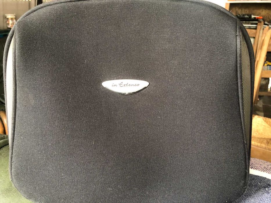 продавам многофункционална  чанта за мама