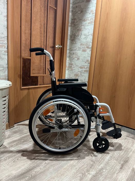 Продам детскую коляску KD350