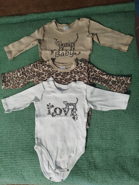 Отдам детские вещи на девочку