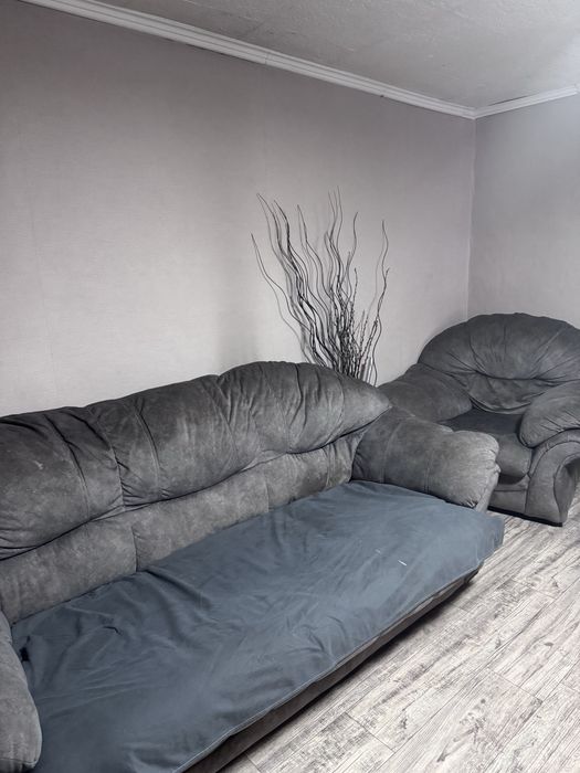 Диван и 2 кресла