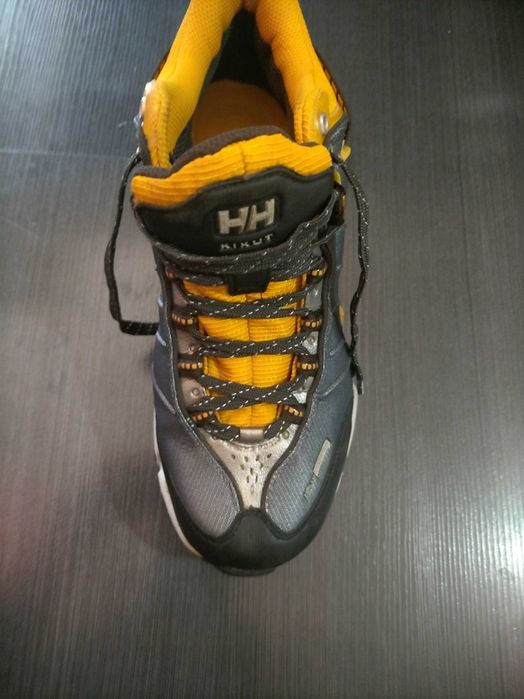 Маратонки Helly Hansen