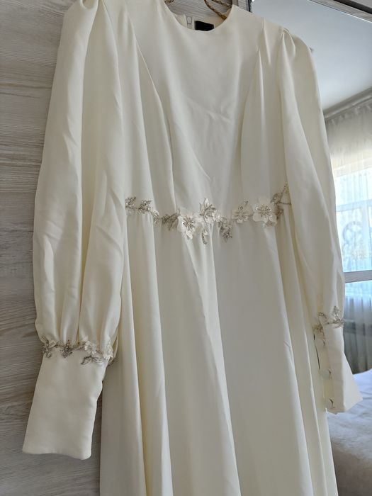 Платье свадебное