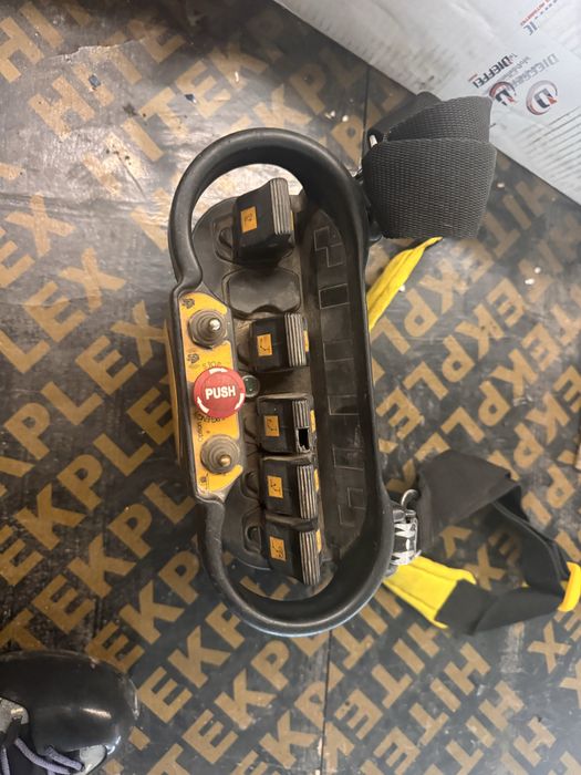 Hetronic-управление за кран с дистанционо