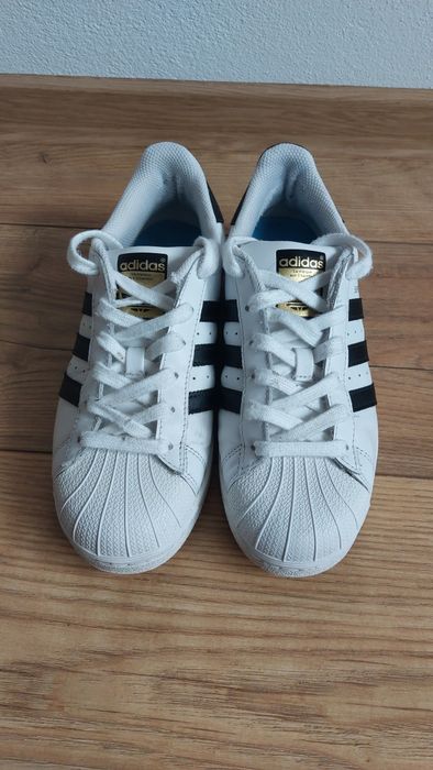 Adidas superstar de vânzare