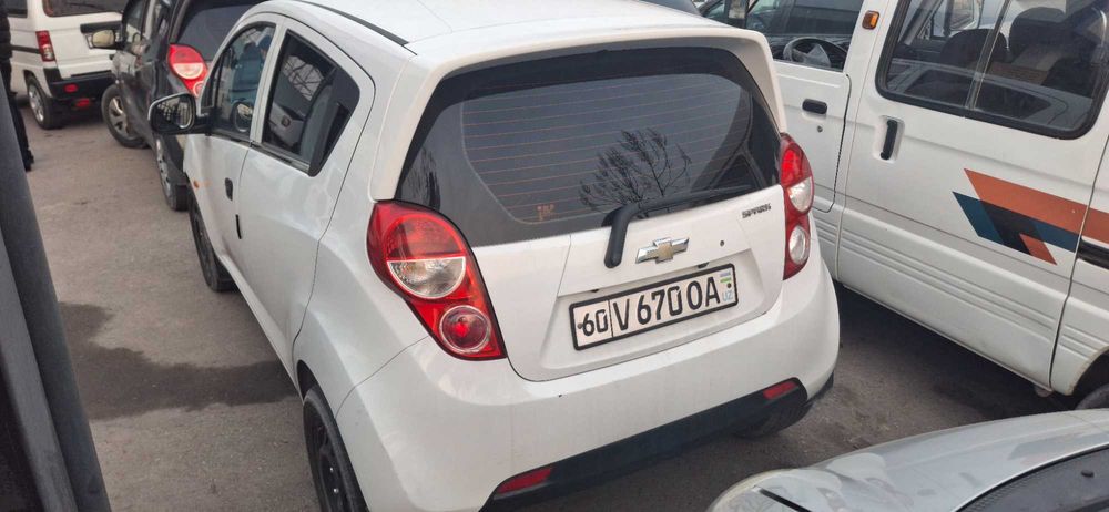 Chevrolet spark сотилади