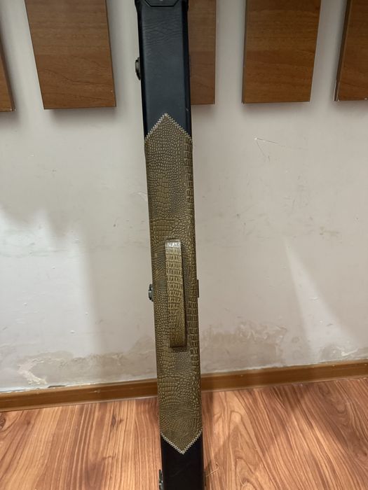 Бильярдный кий продается