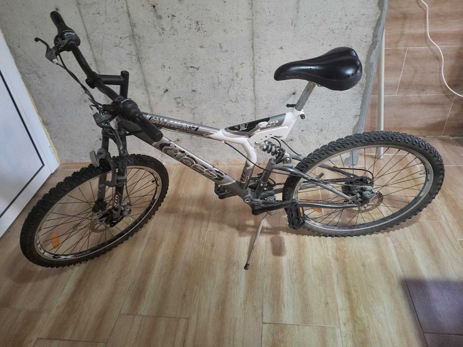 Продавам велосипед Cross, 26 цола