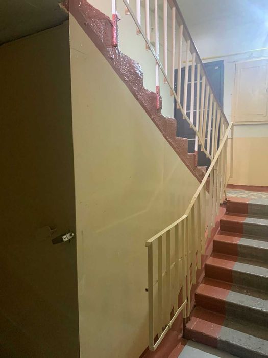 Продается 1 ком.кв. в 8 микр. возможен обмен