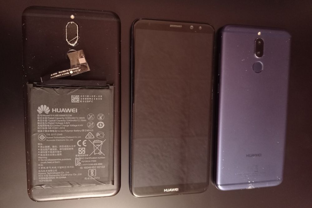 2 Смартфона Huawei Mate 10 Lite