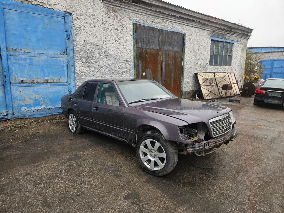 Mercedes W124 Е300TD. 1994год