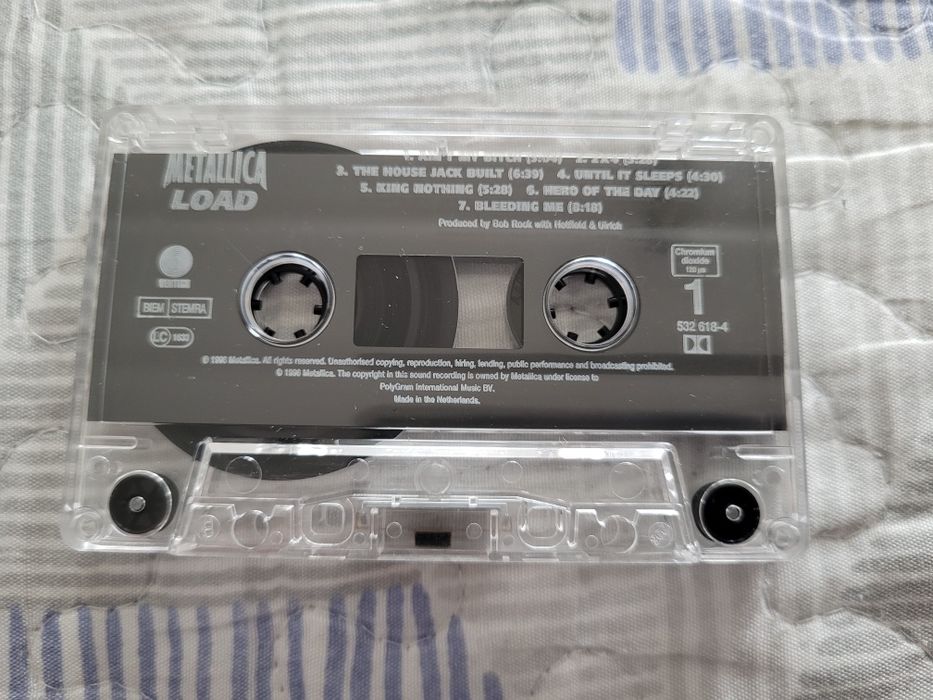 Metallica Load,casetă audio.