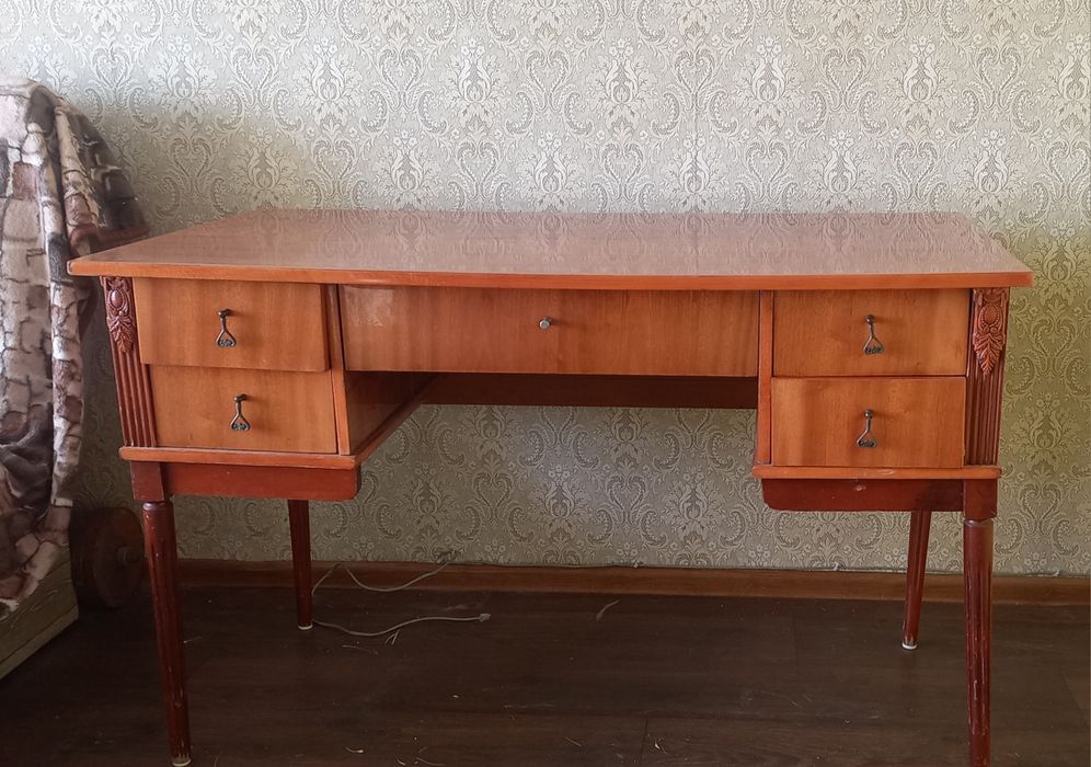 Стол даром. Самовыаоз