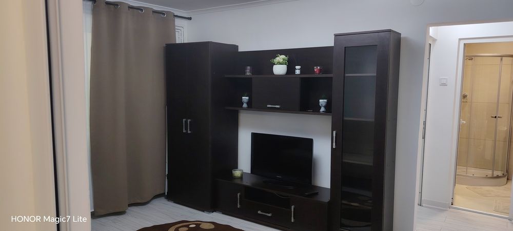 Închiriez ap 2 cam — fotografia 1