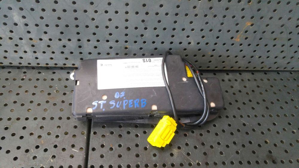 Airbag scaun stanga fata skoda superb 1 3u4 3b0880239m