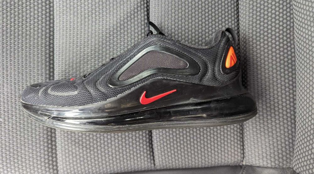 Reparatii adidasi perne de aer Nike Air Max 270 / 720 / Vapormax