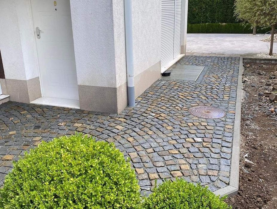 Piatră cubică Andezit.