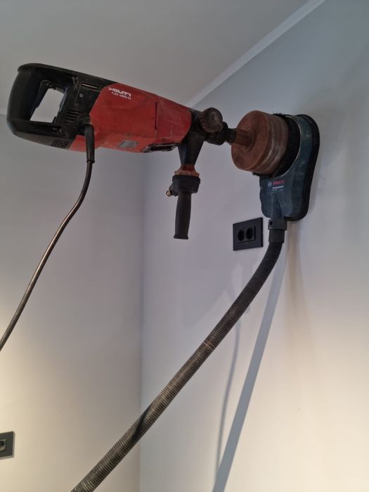 Vand afacere!Doker,masini carotat hilti dd 150U,dd 160+stativ+accesorii,echipata complet