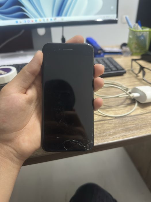 Iphone 7 32GB sotiladi