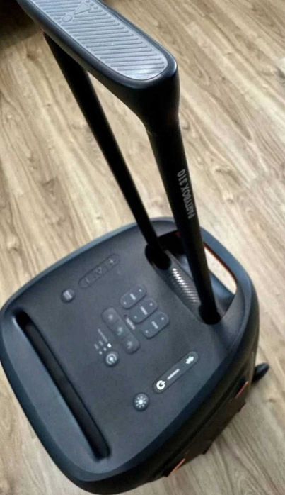 JBL 310 в отличном состоянии