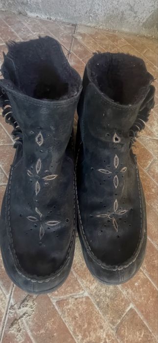 Ghete dama piele intoarsa CAT,masura 41