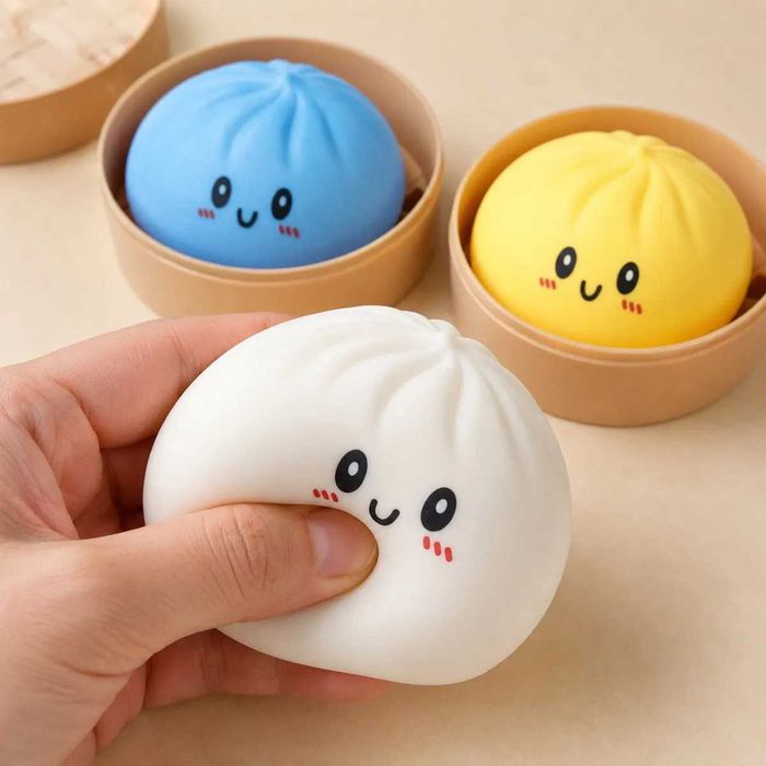 Jucărie antistres Squishy Dumpling, jucărie senzorială moale de strâns, gălușcă culoare Surpriză în cutie 10 cm