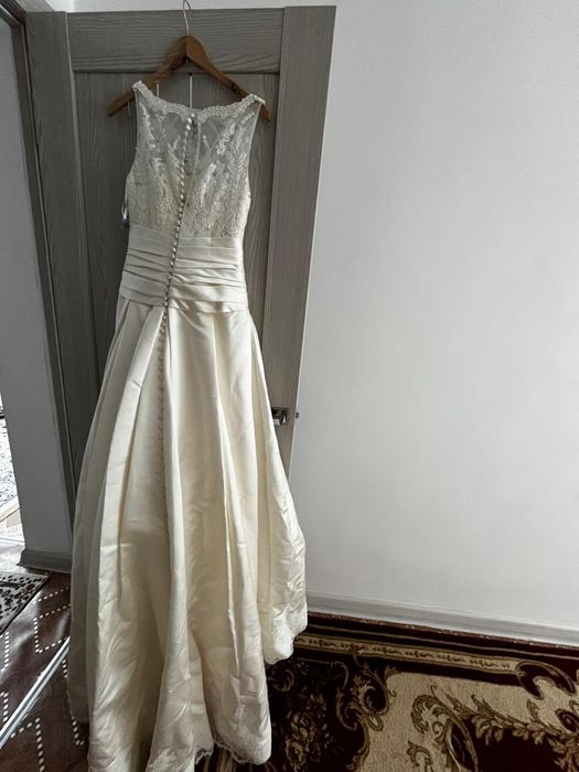 Свадебные платья 2 шт испанский бренд