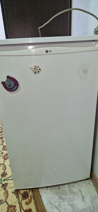 Продам холодильник