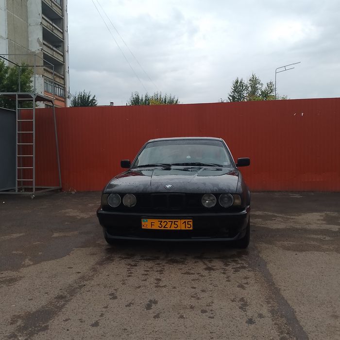 Торг есть срочно. BMW Е34