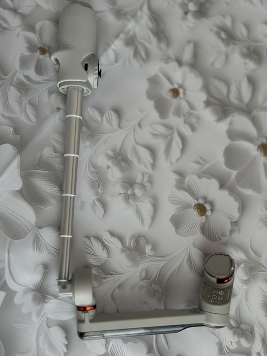 Продается стабилизатор insta show 360