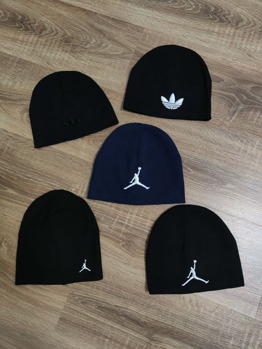 Căciulă NY Căciulă preț bucata