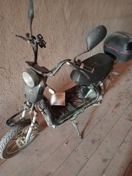 Skuter sotiladi kamchiligi Akkumulyator va orqa balon qoʻyish kerak