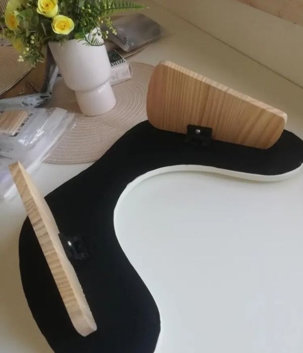 Маникюрная подставка бабочка