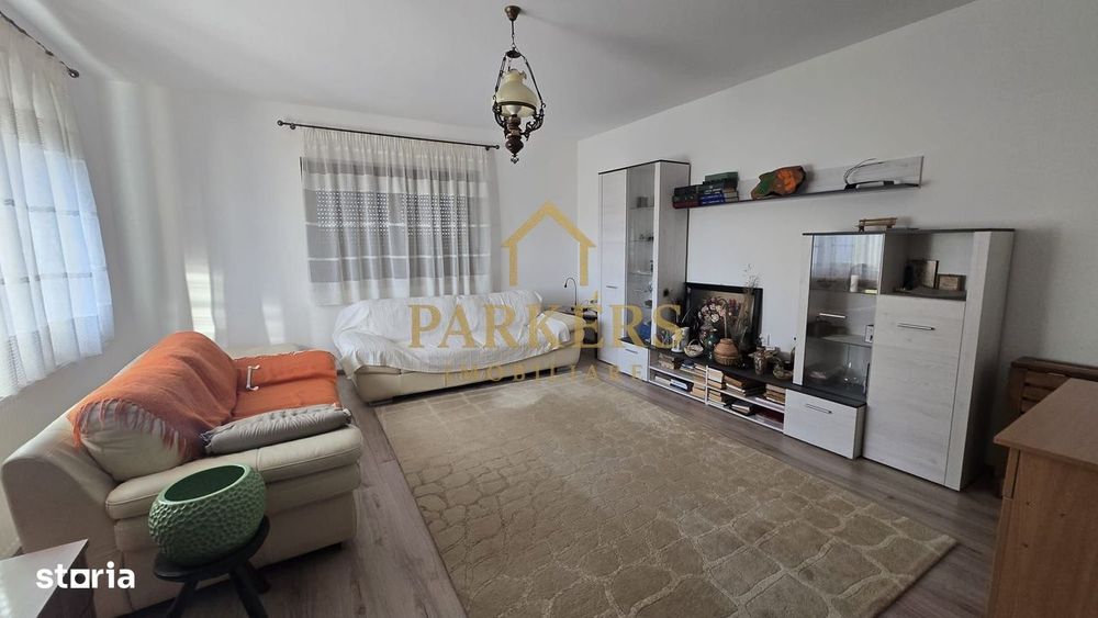 Casă renovată 150 mp utili + 1000 mp teren, priveliște spre Munte