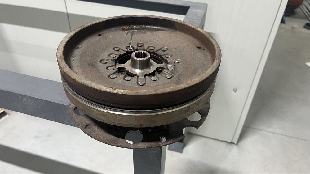 Volanta cutie automata audi a4 b8 2.0 tdi