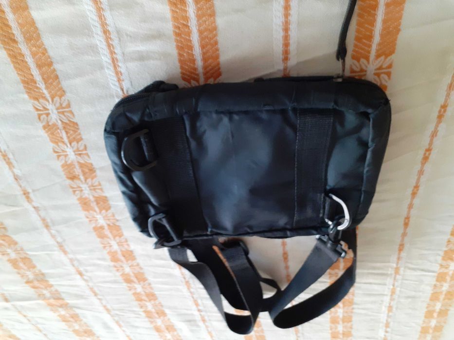 Мъжки чантички за рамо и кръст