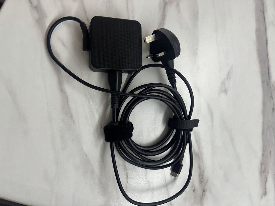 Laptop Asus Zenbook intel i7, 16 gb, 14" laptop gaming