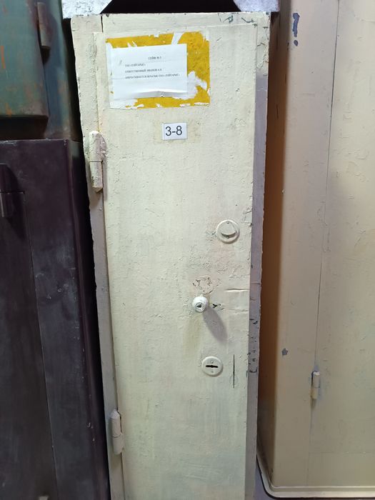 Продам металлические сейфы