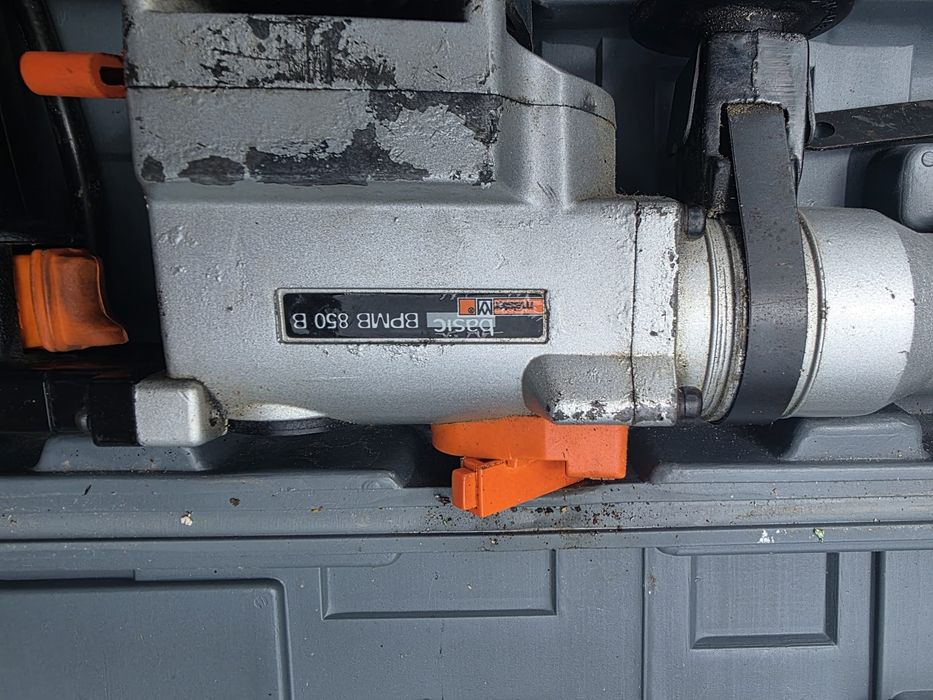 Vand ciocan rotopercutor marca Basic meister