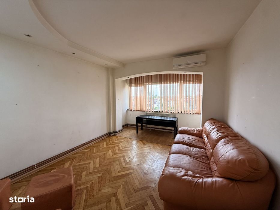 Ap. 3 camere , decomandat , centrala pe gaz - Judetean