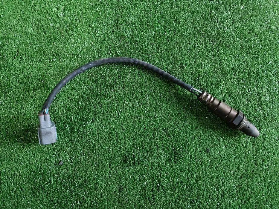 Лямбда зонд от Toyota Camry 50 55 2AR-FE 2,5